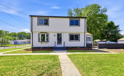 Photo of 505 Prospect St, Chicopee, MA 01020 (MLS # 73548099)