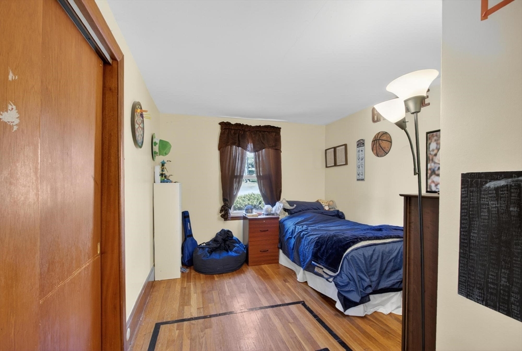 18 Hillside Dr, Lunenburg, MA Photo #16