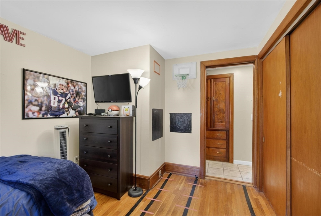 18 Hillside Dr, Lunenburg, MA Photo #17