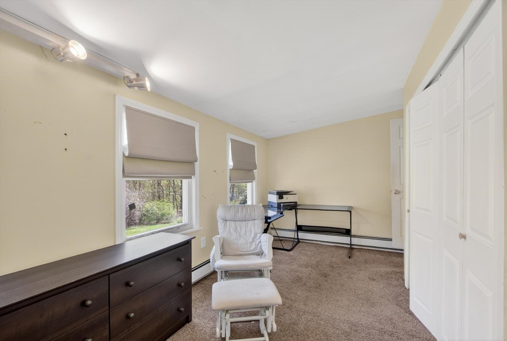 18 Hillside Dr, Lunenburg, MA Photo #13