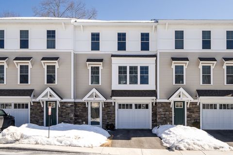 Photo of 14 Hines Way #14, Newburyport, MA 01950 (MLS # 73485279)