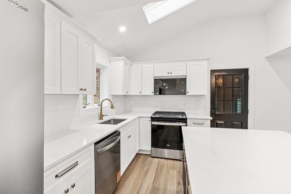 322 River Rd