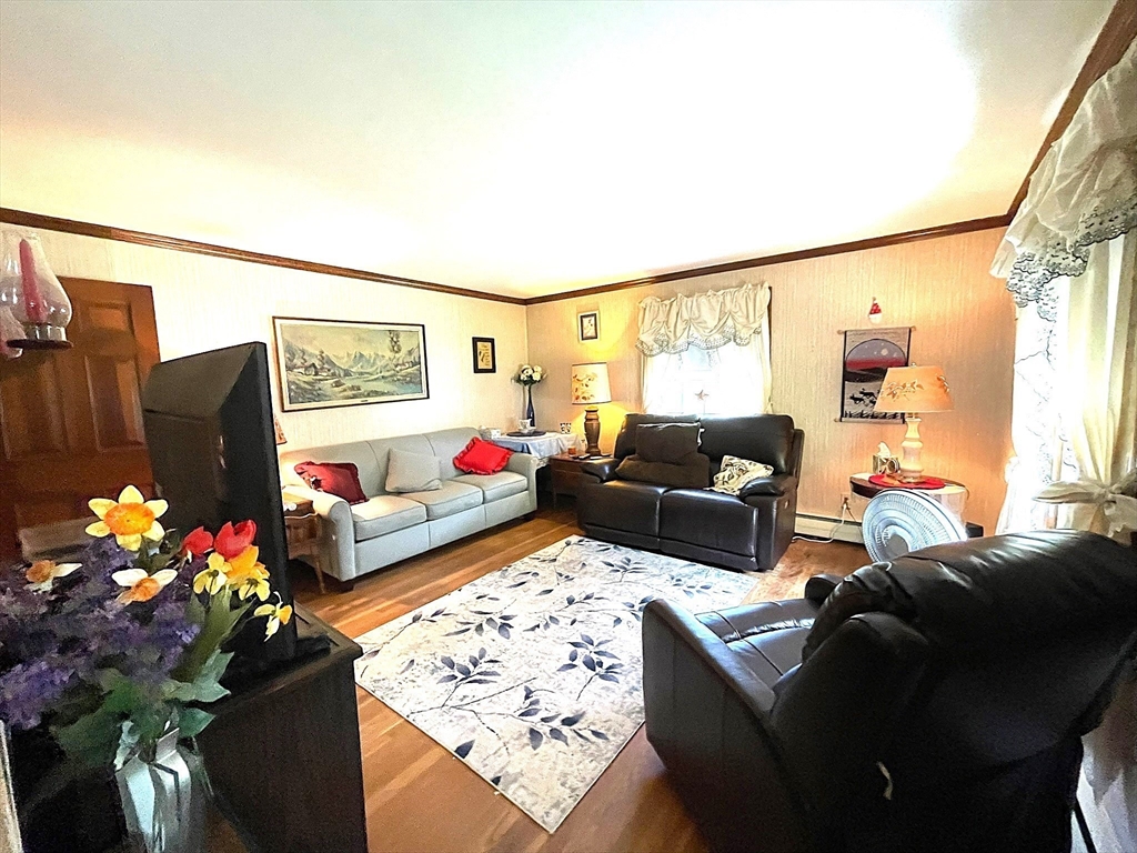 13 Prescott St