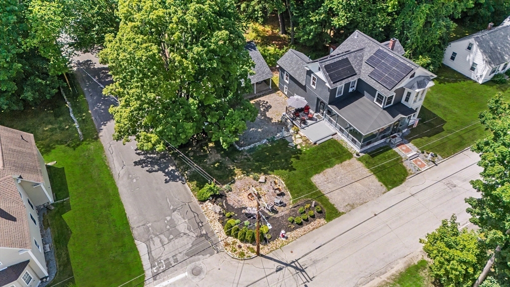47 Oak St