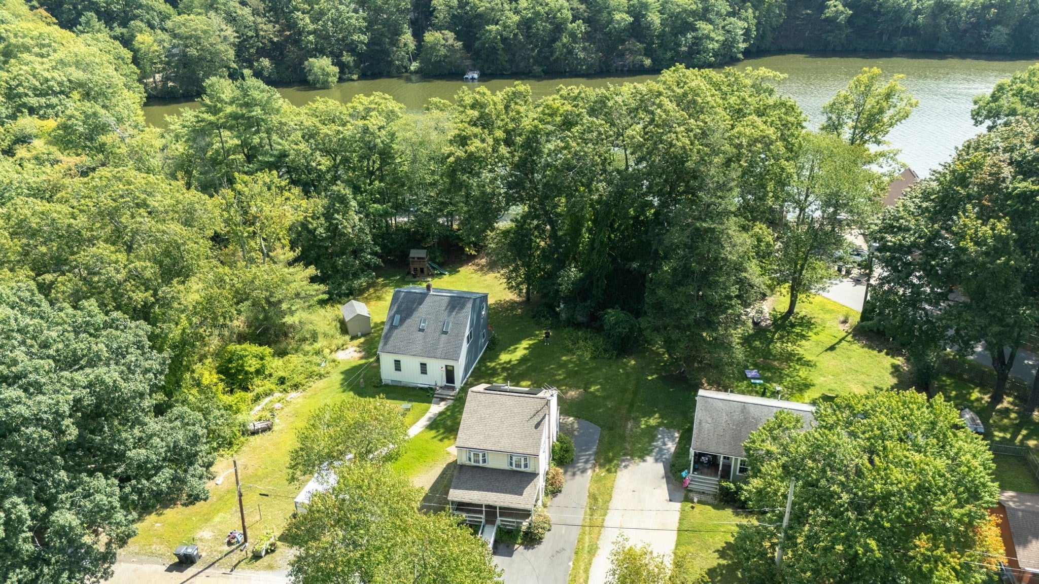 17 W Cedar Rd, Norfolk, MA Photo #29