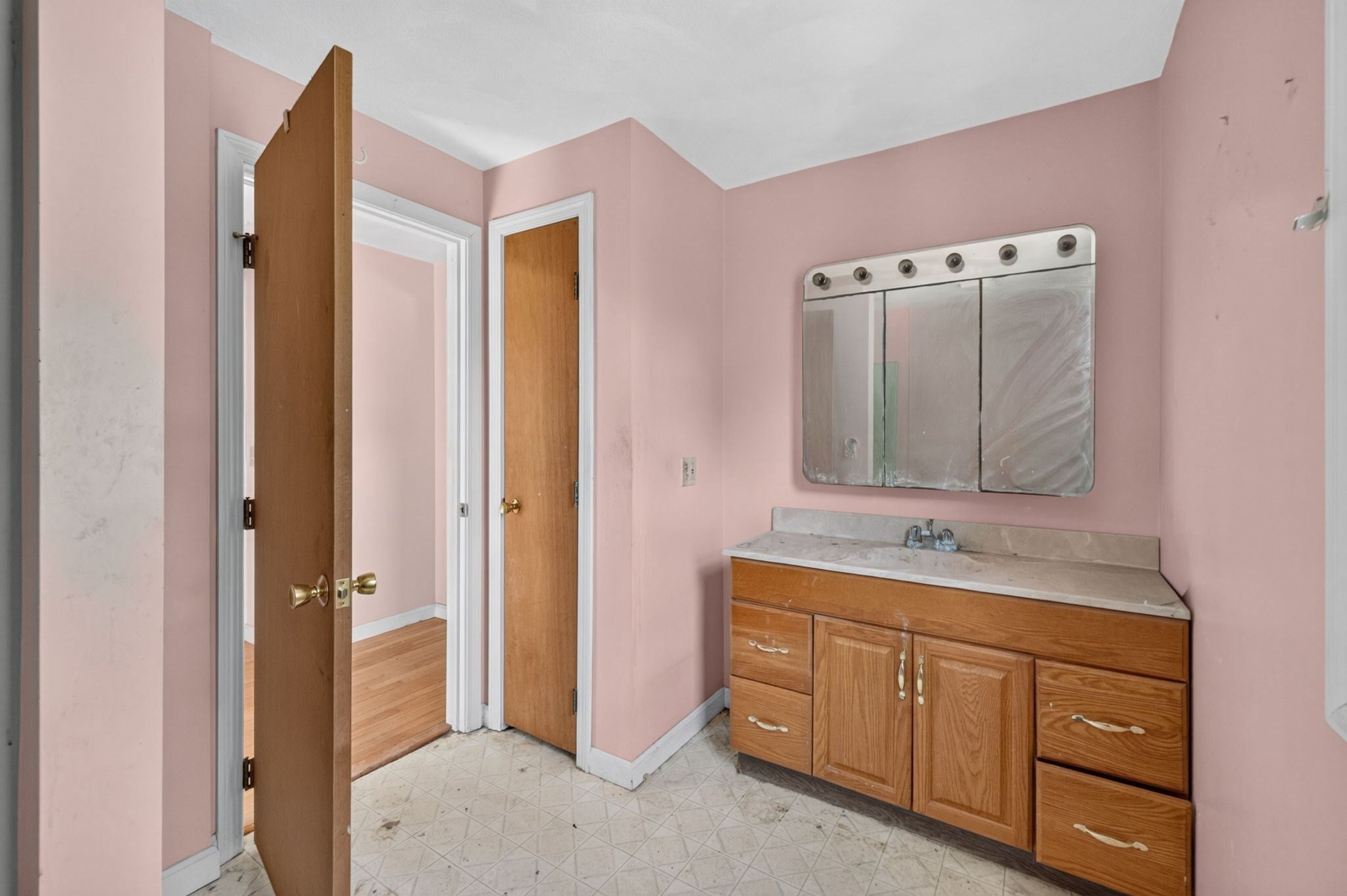 17 W Cedar Rd, Norfolk, MA Photo #24