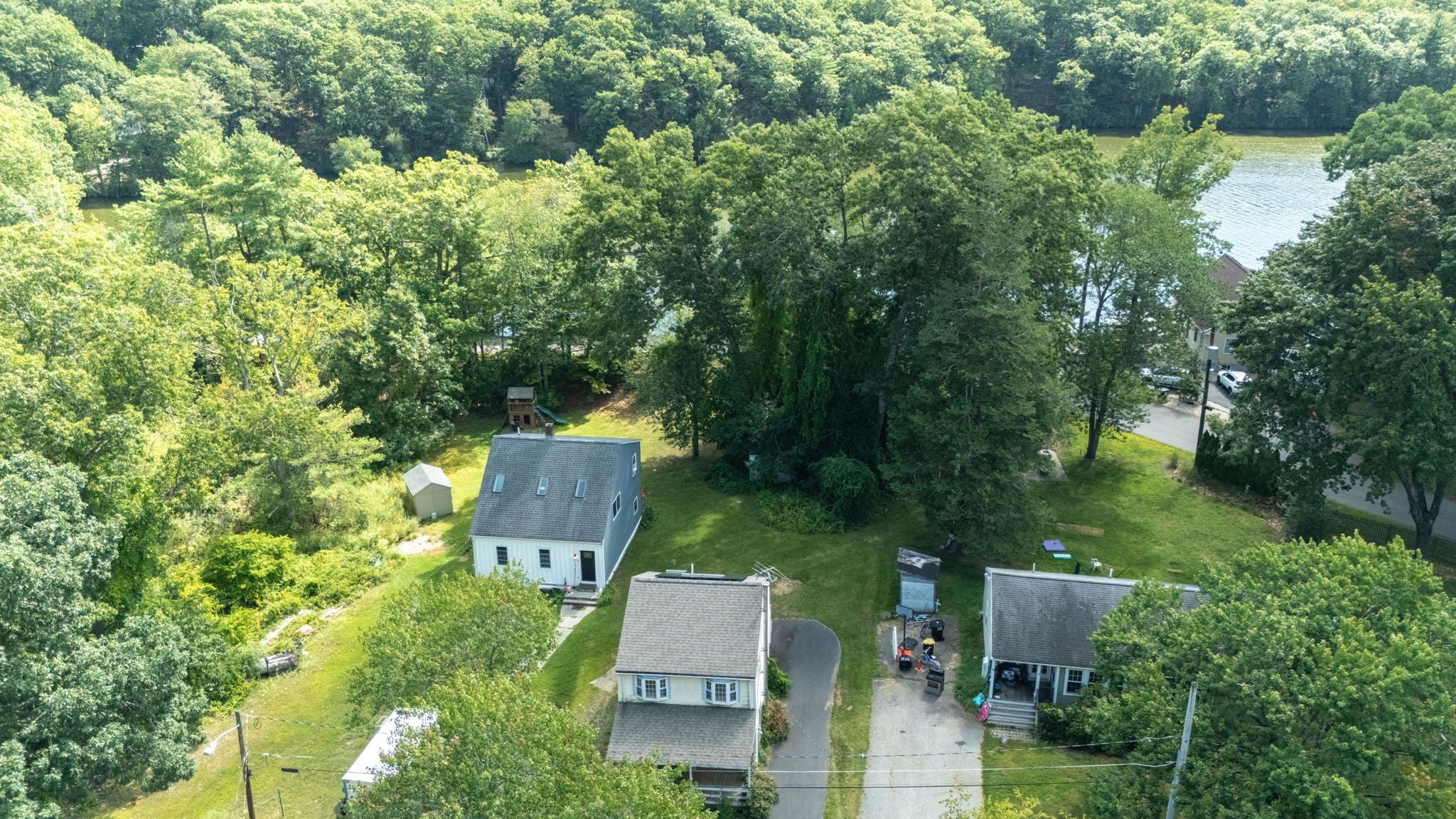 17 W Cedar Rd, Norfolk, MA Photo #32