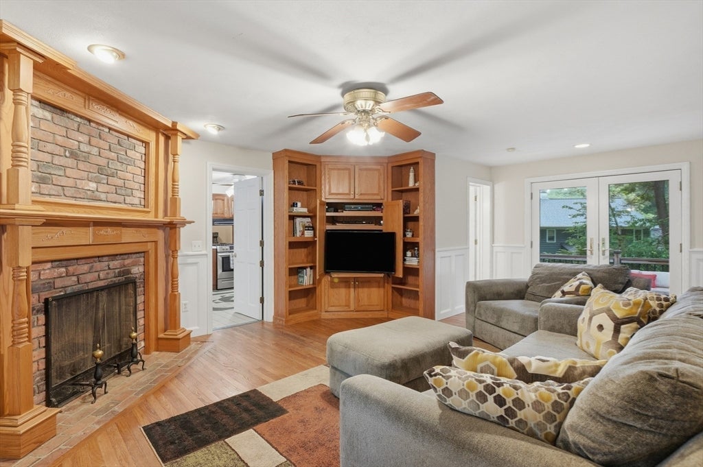 160 Twinbrooke Drive