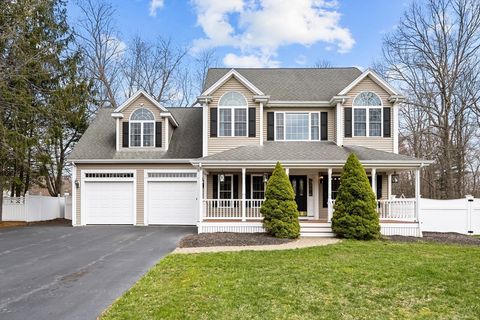 205 Elm St East Bridgewater MA 02333