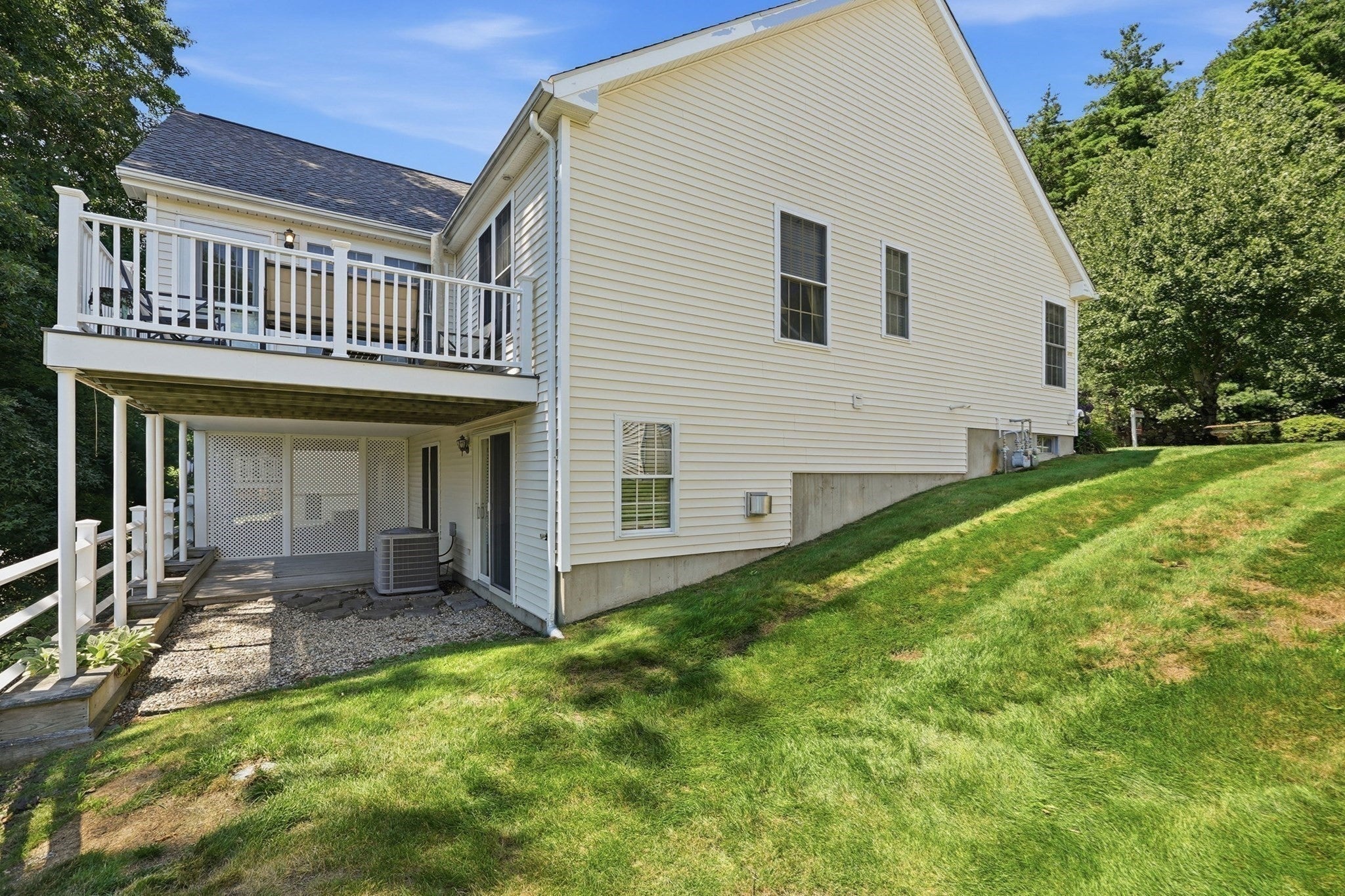48 William Onthank Ln #48, Southborough, MA Photo #28