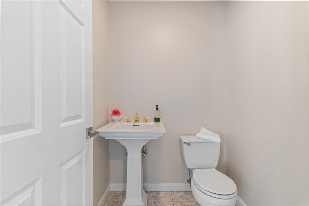 73 Carter Rd