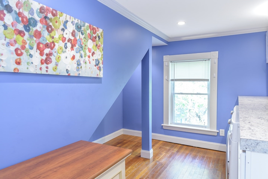 Beverly, Massachusetts 01915, United States, 5 Bedrooms Bedrooms, ,3 BathroomsBathrooms,Residential,Active,121185