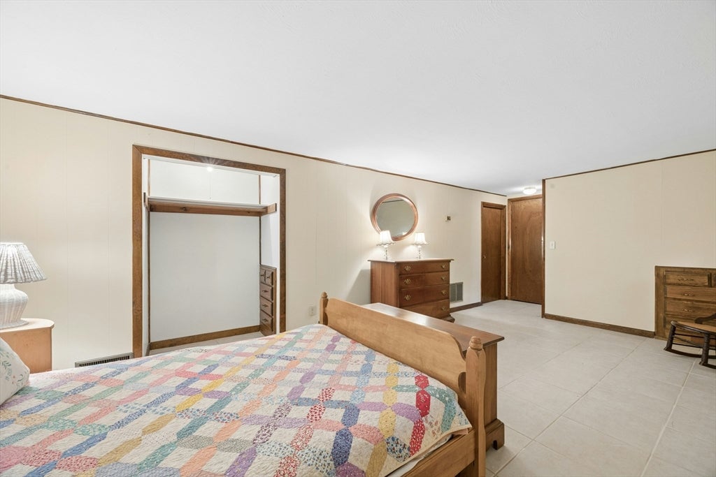 210 Chamberlain St, Holliston, MA, 210 Chamberlain St, Holliston, MA Photo #23