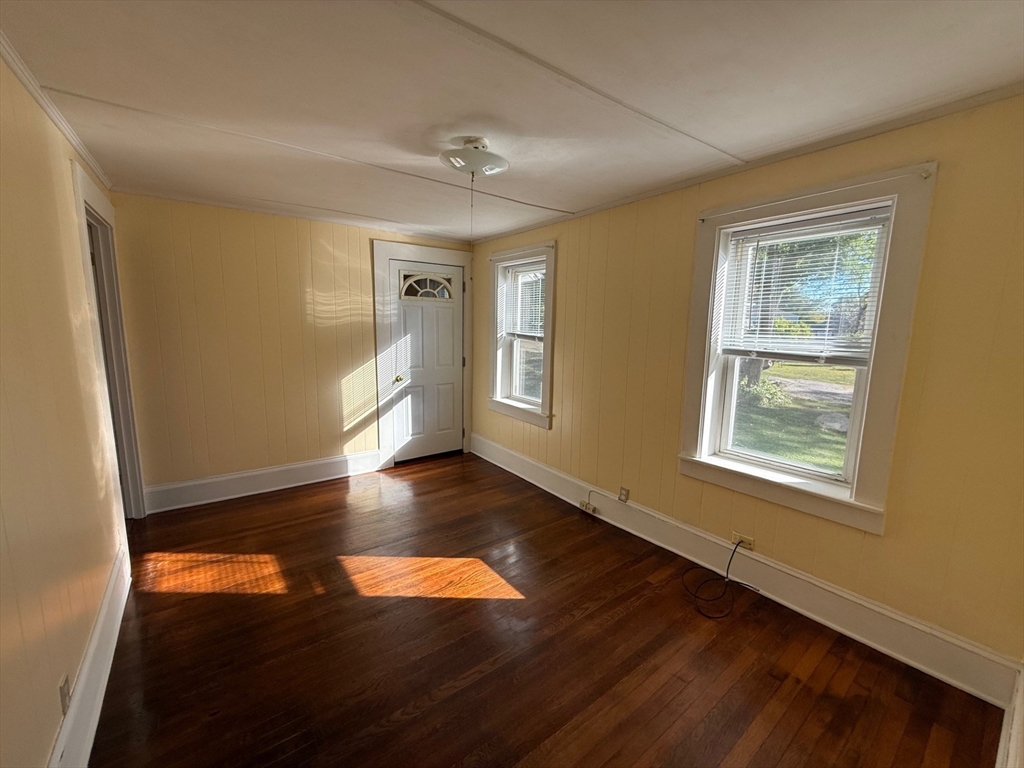1664 Main Street 1st flr