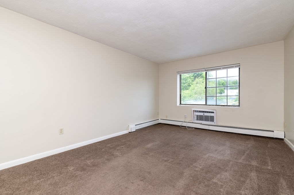 103 Grove St 330