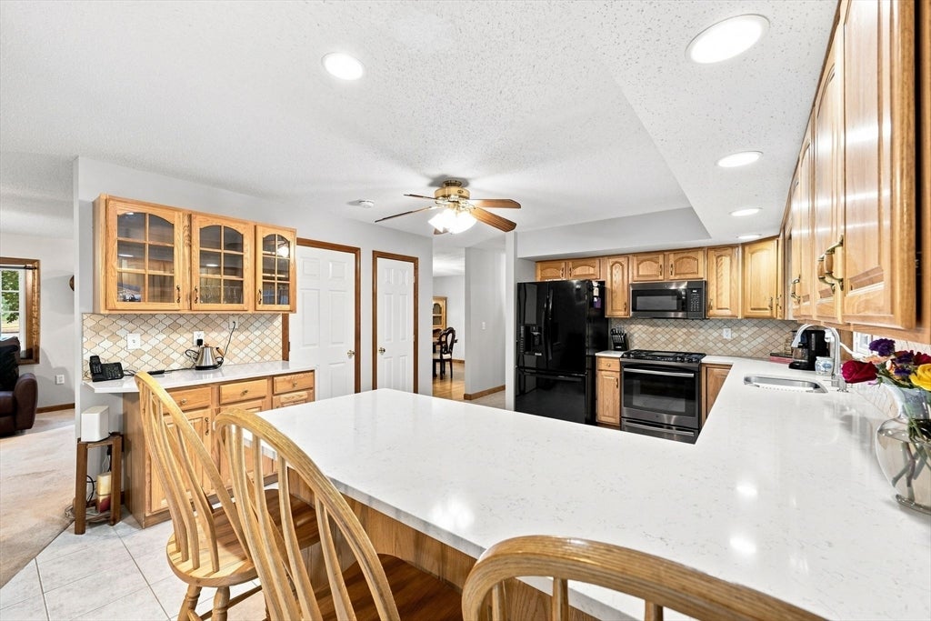 46 Jessica Pl, Agawam, MA, 46 Jessica Pl, Agawam, MA Photo #7