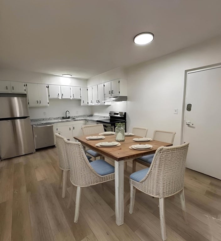 Photo of 31 Vine St, Weymouth, MA