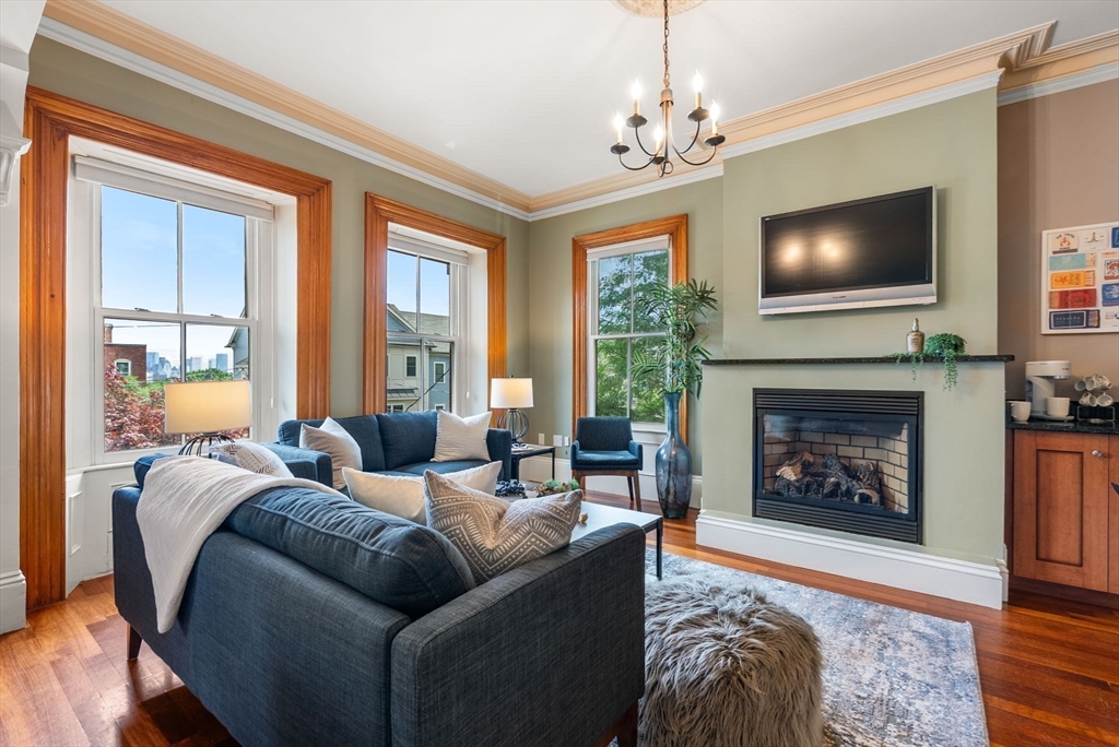 31 Millmont St 2
