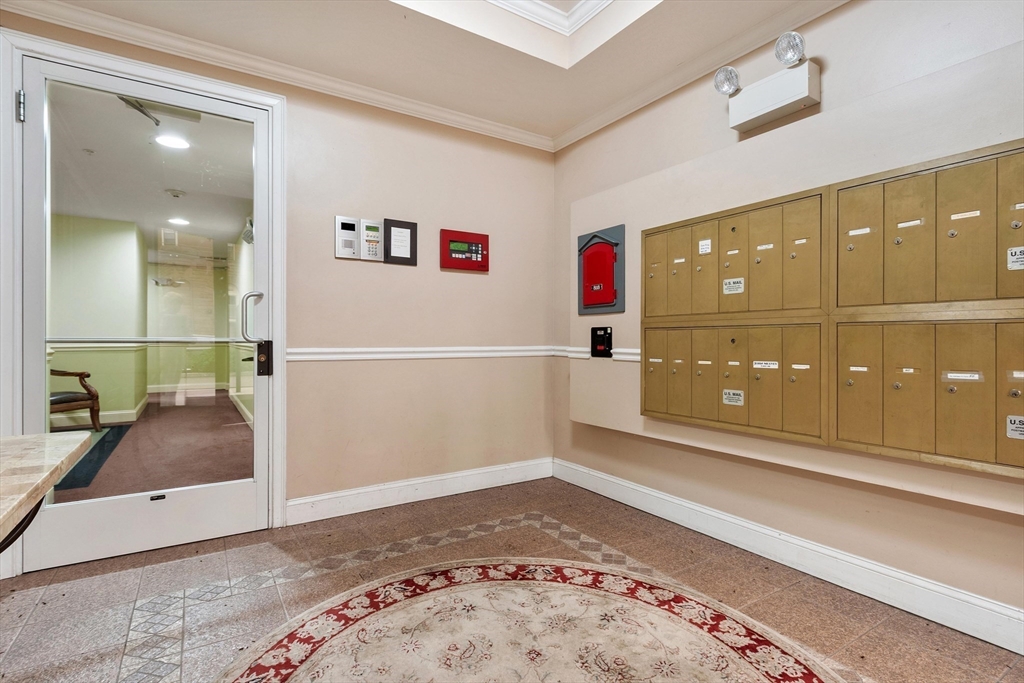 558 E Merrimack St 34