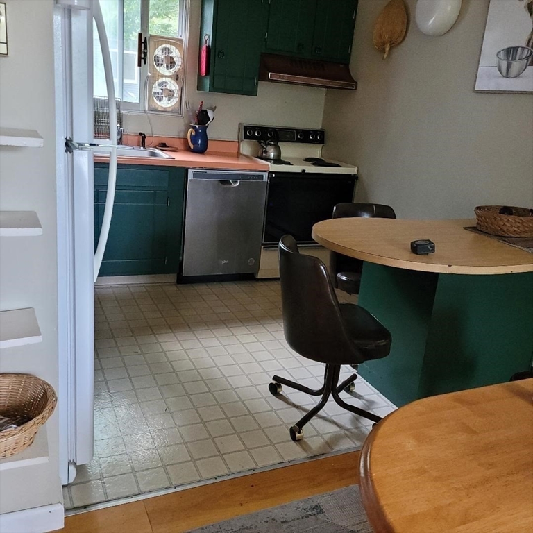 28 Condo Road 2