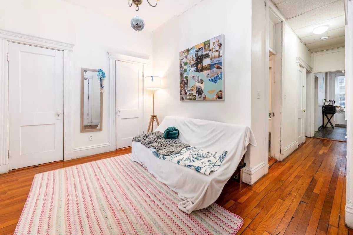 382 Riverway 2