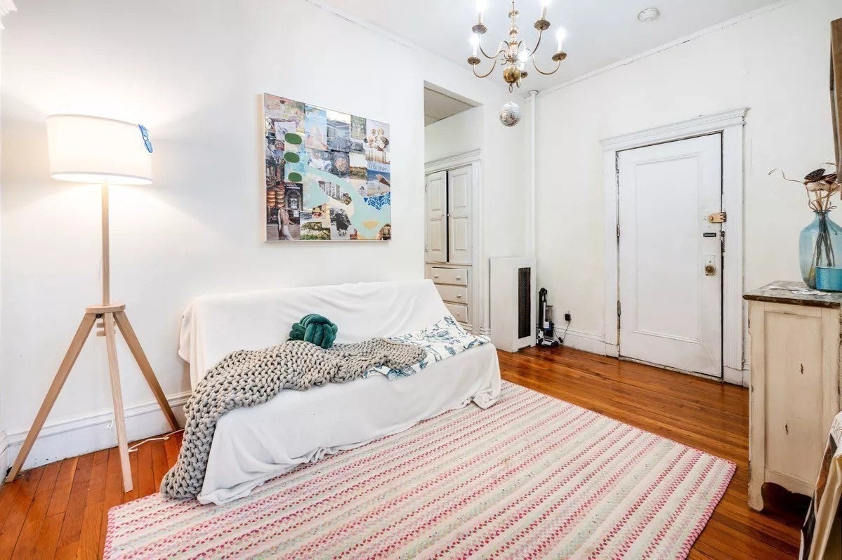 382 Riverway 2