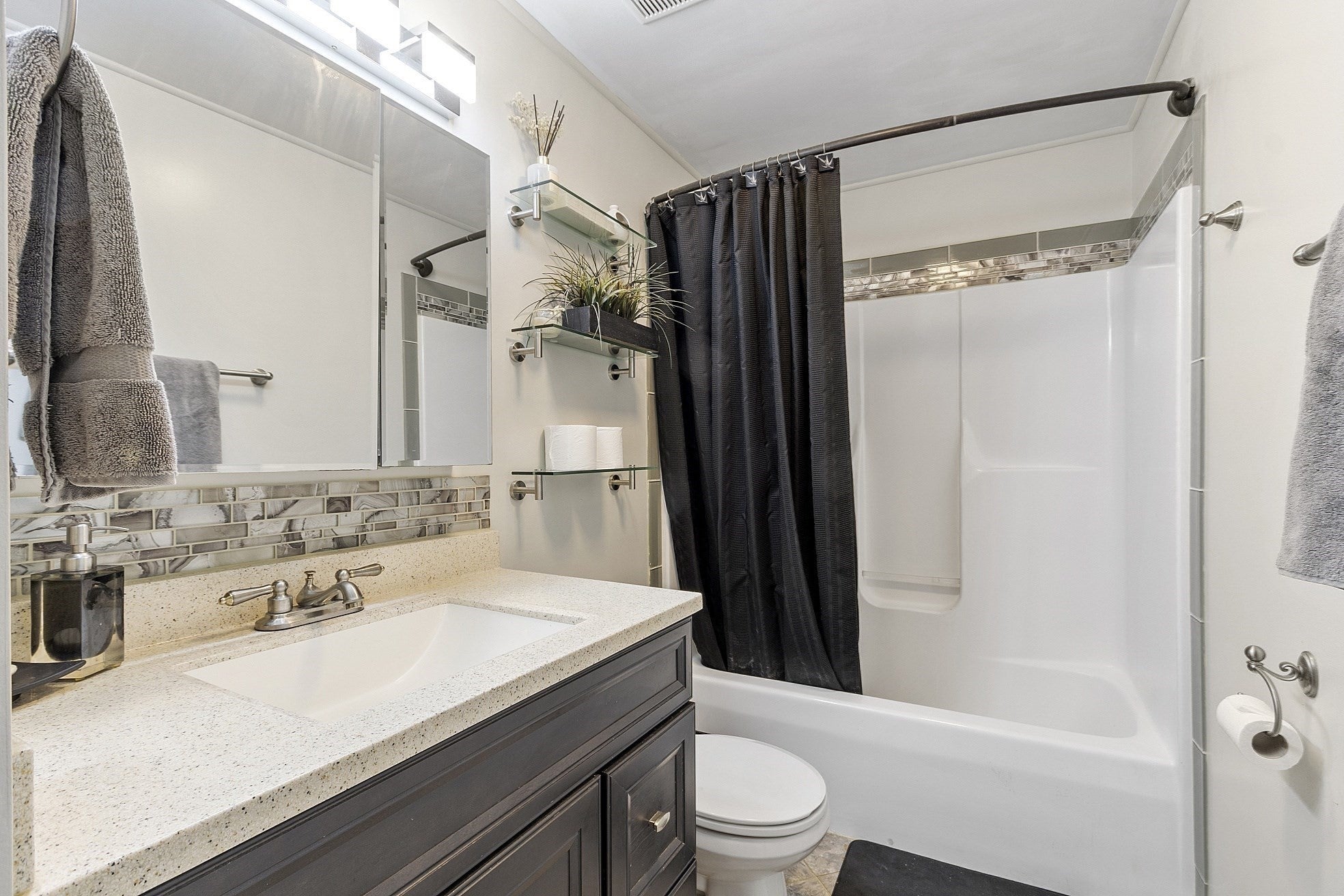 4001 Pouliot Place, Wilmington, MA, 4001 Pouliot Place, Wilmington, MA Photo #21