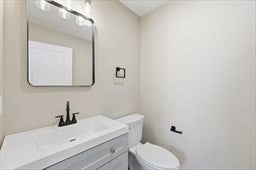 45 Leyfred Ter #2, Springfield, MA Photo #17