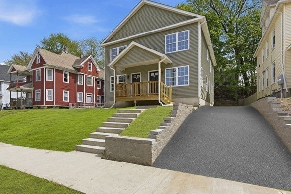 Photo of 45 Leyfred Ter, Springfield, MA