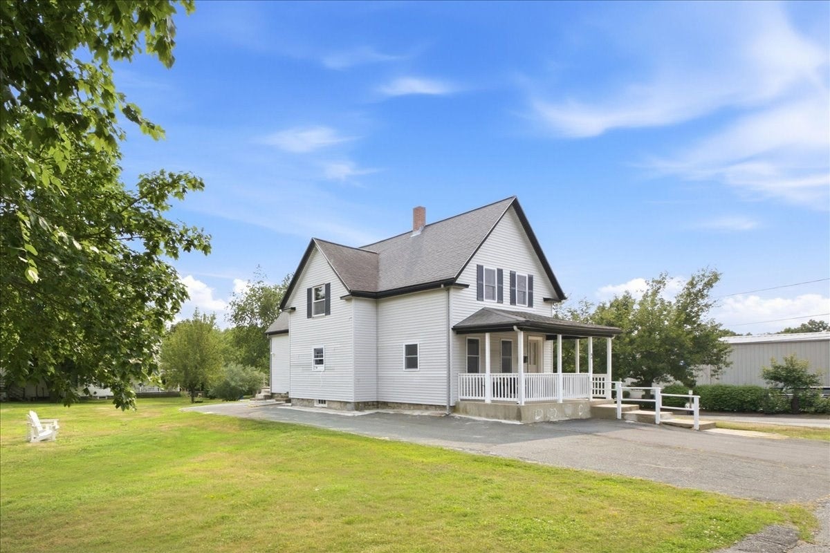 84 Atherton St #1, Stoughton, MA Photo #32
