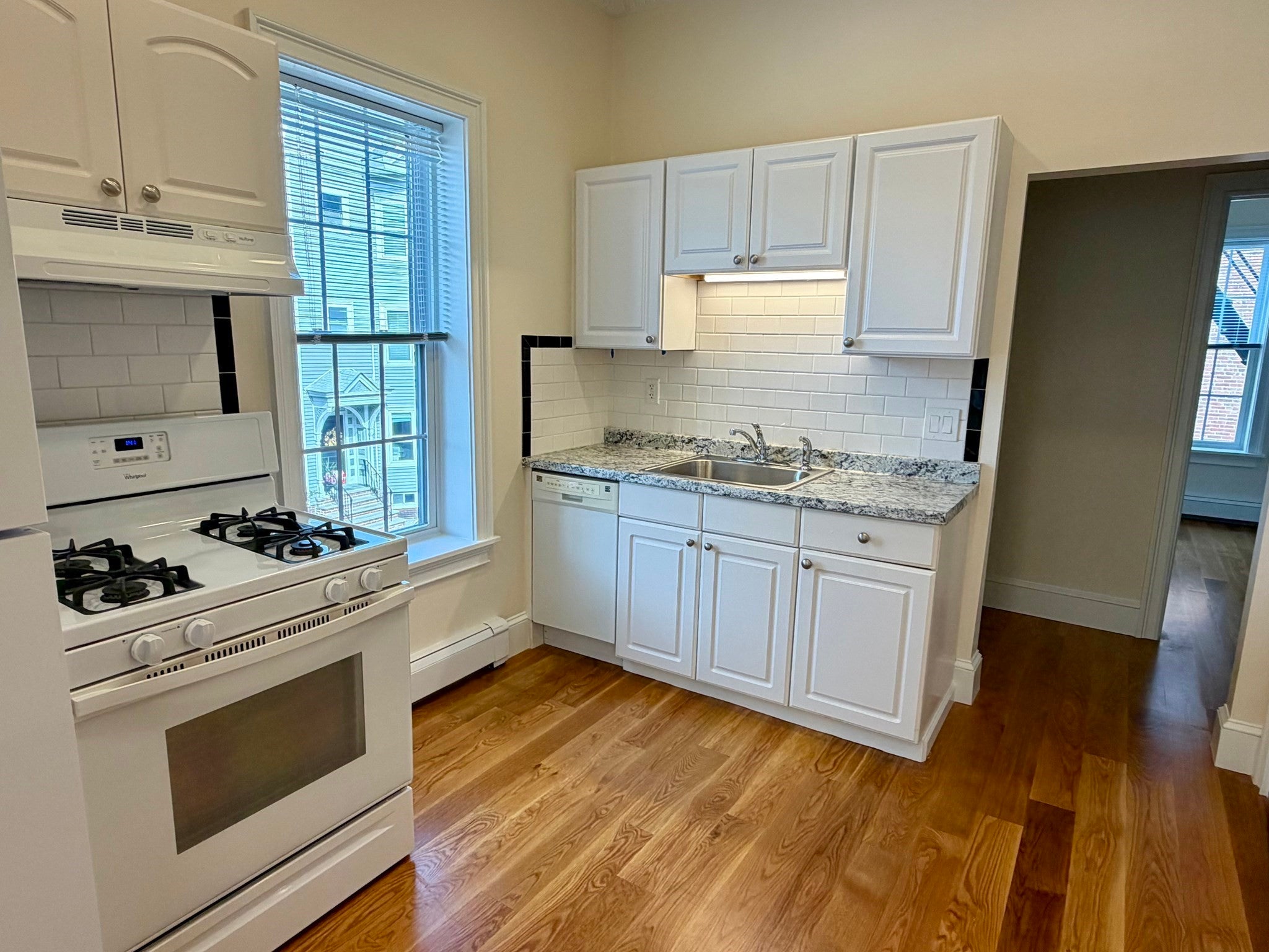 282 K Street #2, Boston, MA, 282 K Street #2, Boston, MA Photo #2