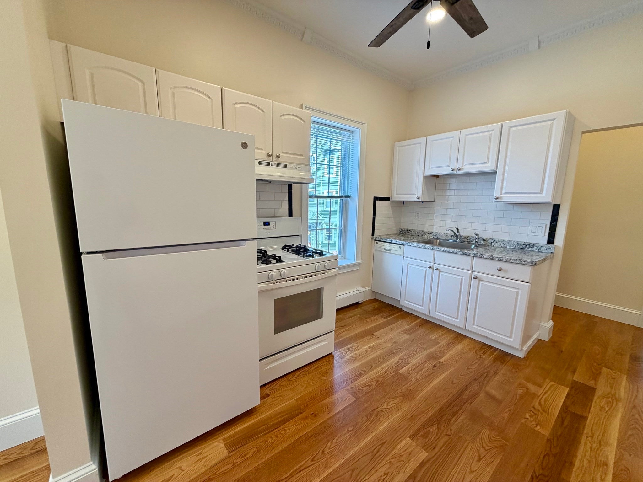 282 K Street #2, Boston, MA, 282 K Street #2, Boston, MA Photo #4