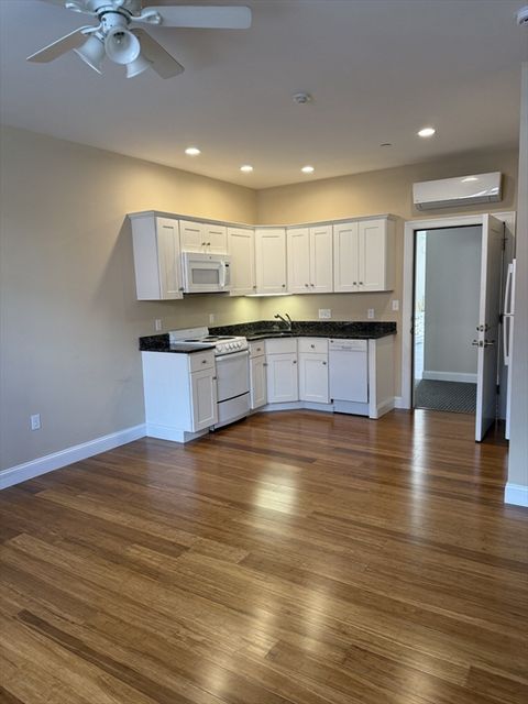 Photo of 60 Pearl Street #101, Braintree, MA 02184 (MLS # 73441383)