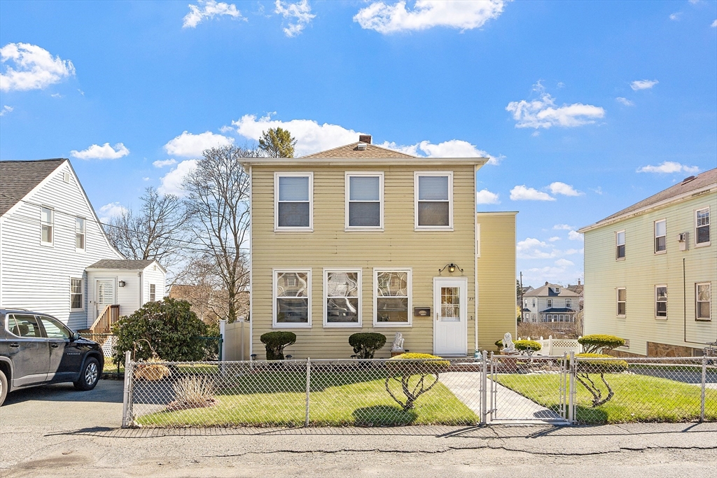 12 Dane St