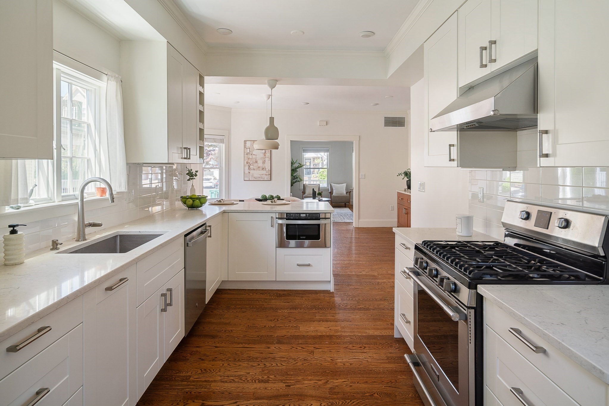 37 Sheridan Ave 1