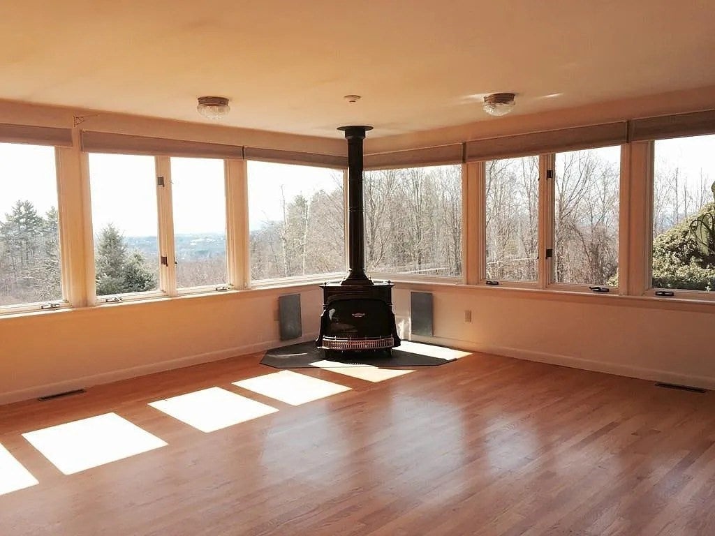 61 Arnold Rd, Pelham, MA, 61 Arnold Rd, Pelham, MA Photo #10