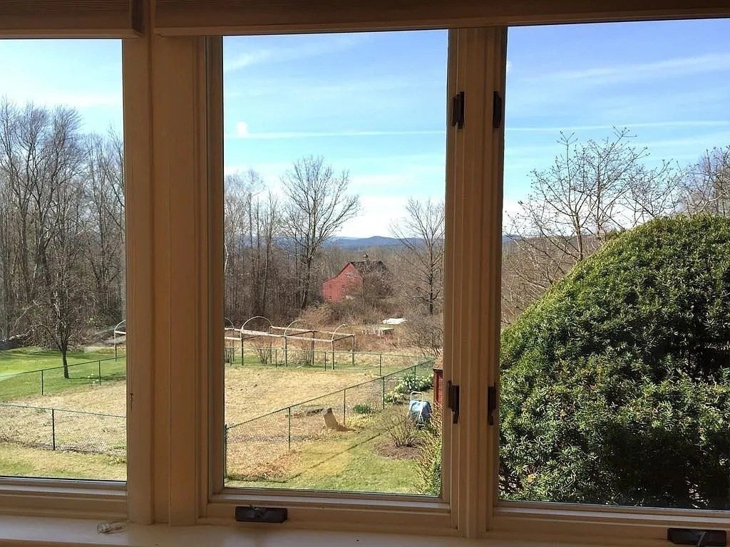61 Arnold Rd, Pelham, MA, 61 Arnold Rd, Pelham, MA Photo #12