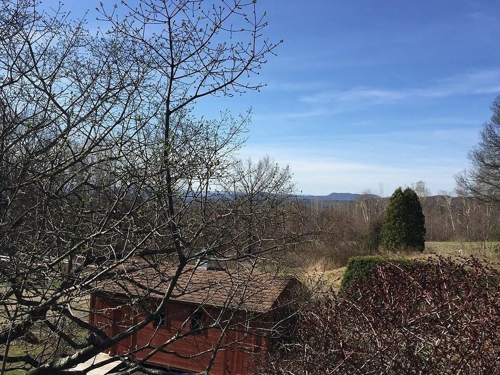 61 Arnold Rd, Pelham, MA, 61 Arnold Rd, Pelham, MA Photo #26
