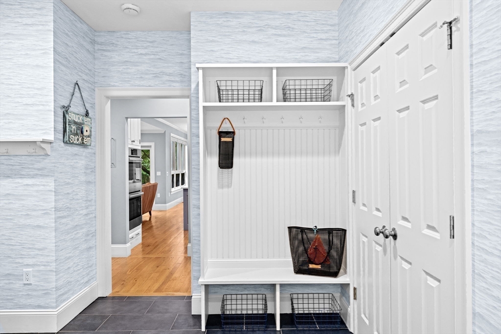 3 Brattle Rd