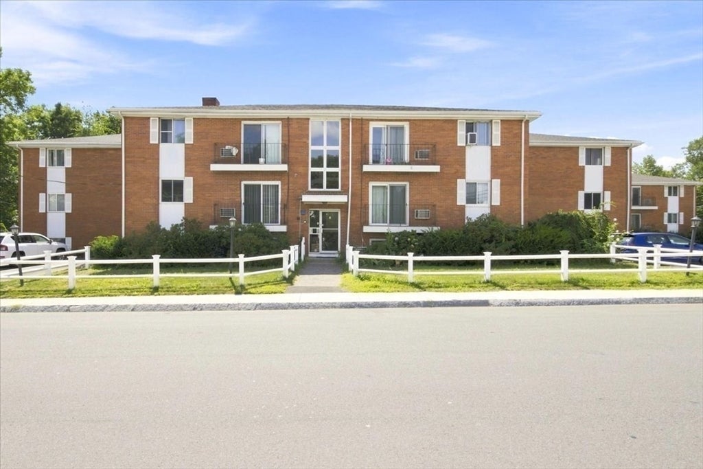 7 Endicott Street #3, Norwood, MA Photo #34