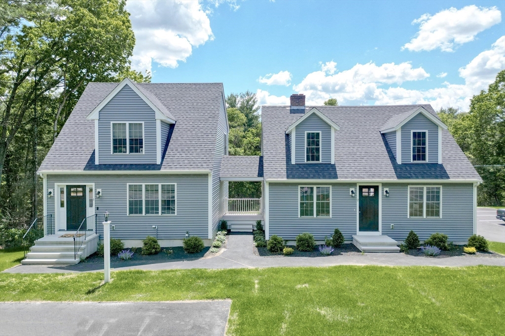 1407 Main St 2