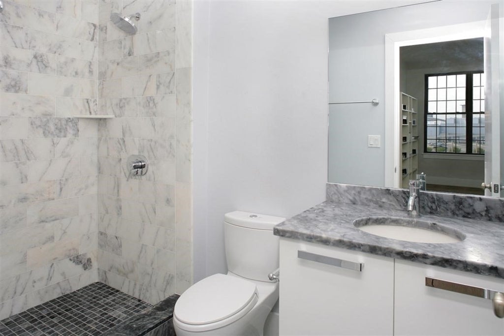 154 W 2nd St #216, Boston, MA Photo #6