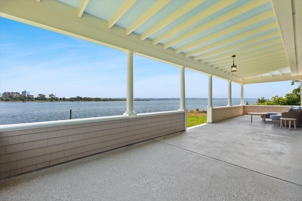 1366 Gardners Neck Rd