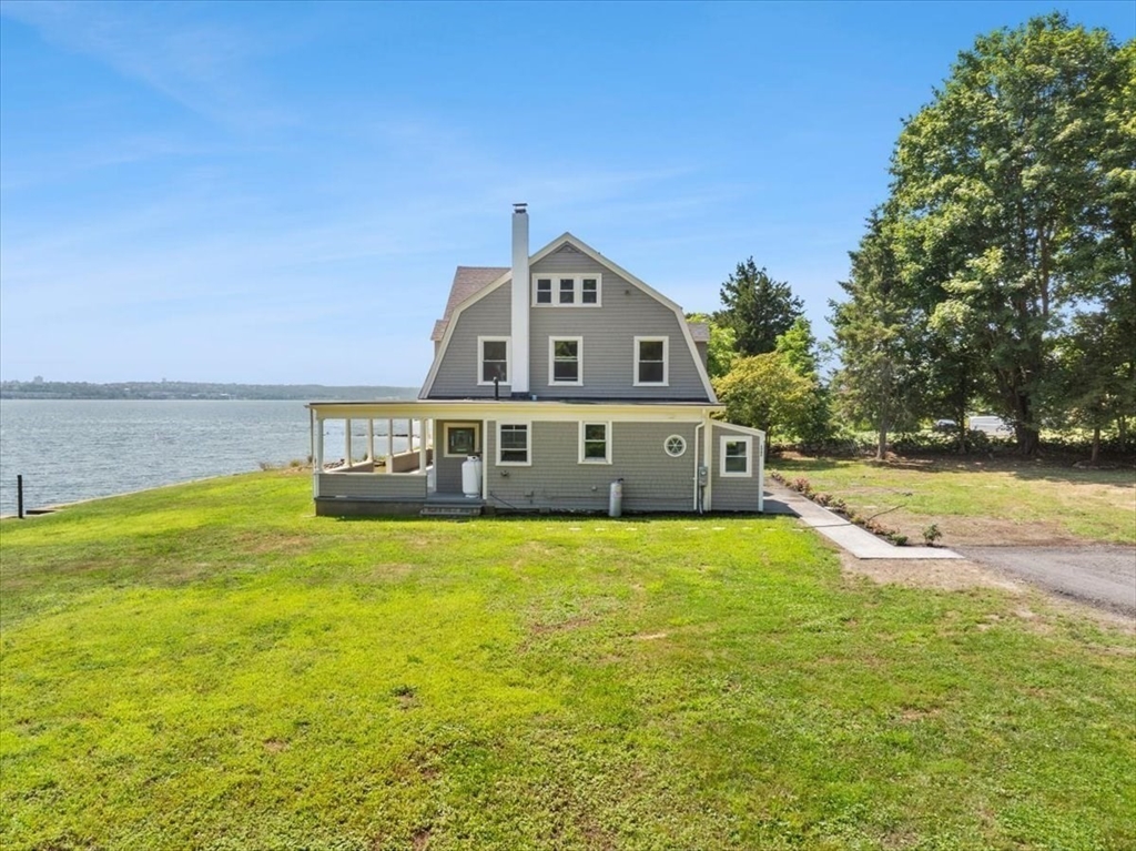 1366 Gardners Neck Rd