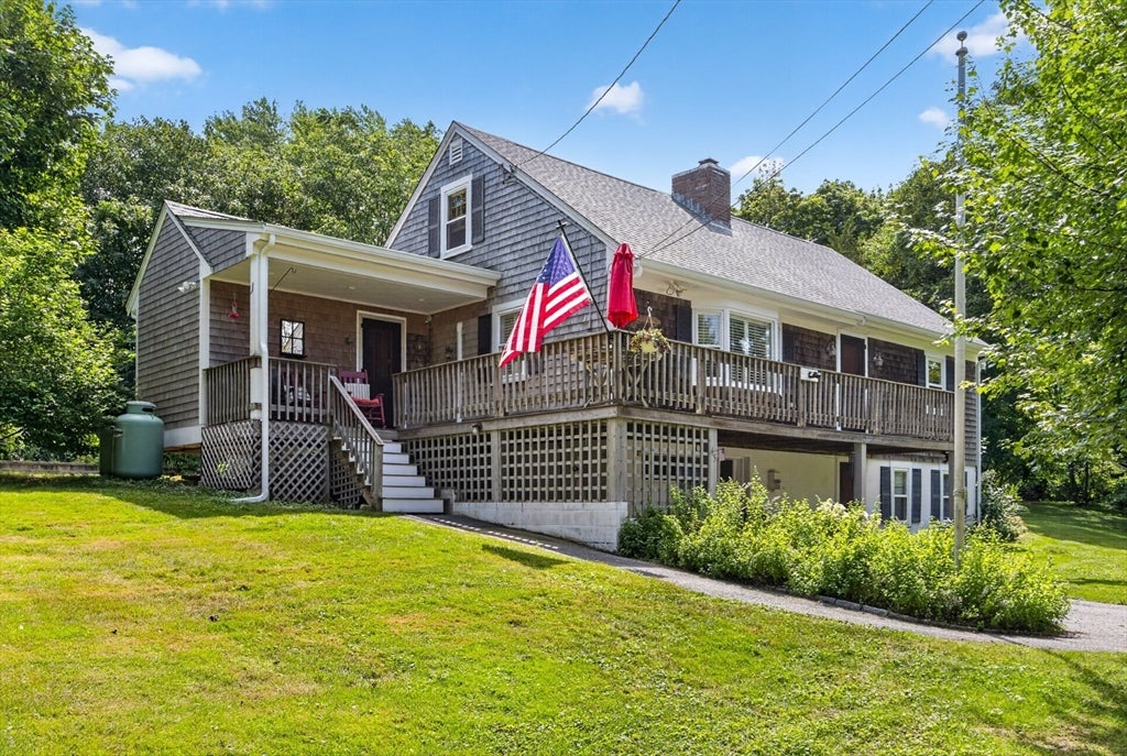 Photo of 45 Ludlam St, Falmouth, MA