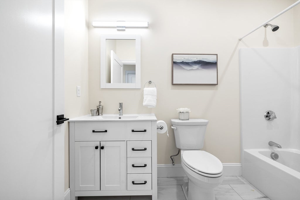 404 Lowell Street #6, Wakefield, MA, 404 Lowell Street #6, Wakefield, MA Photo #8