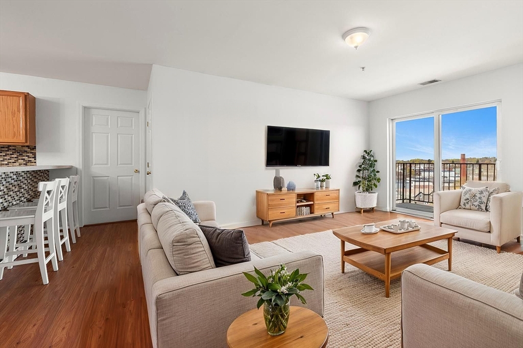 84 Aborn St 2403