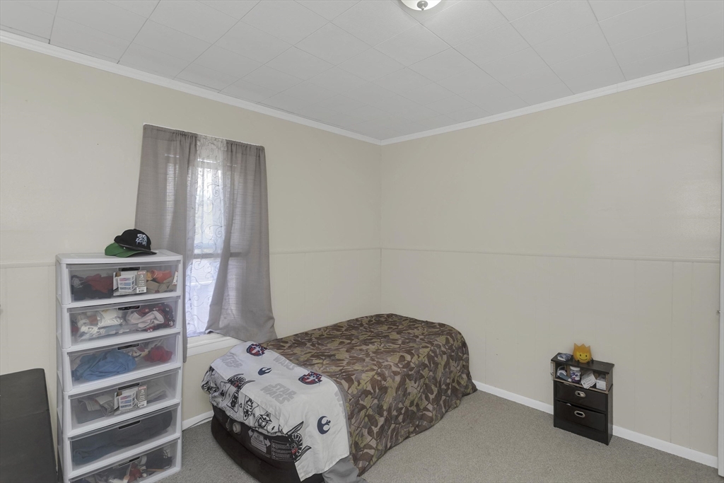15 Merida St, Springfield, MA Photo #16