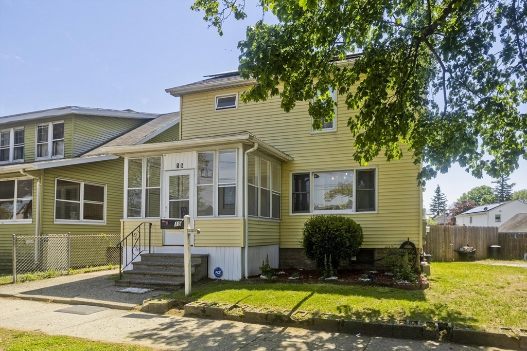 15 Merida St, Springfield, MA Photo #22