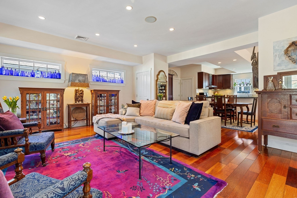 240 Bradford Street 3